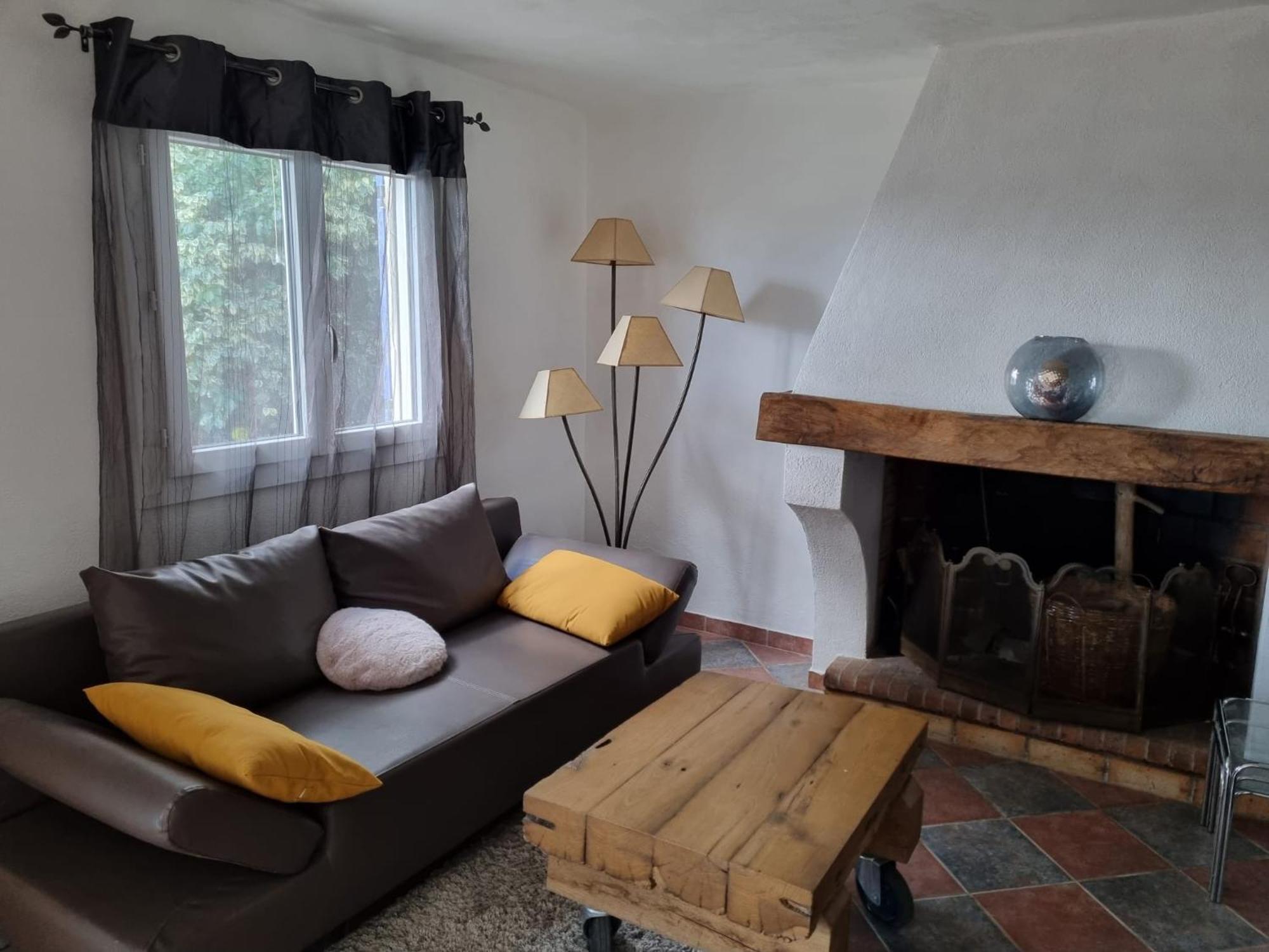 Au Fil De Soi Villa Saint-Julien-de-Peyrolas Rum bild